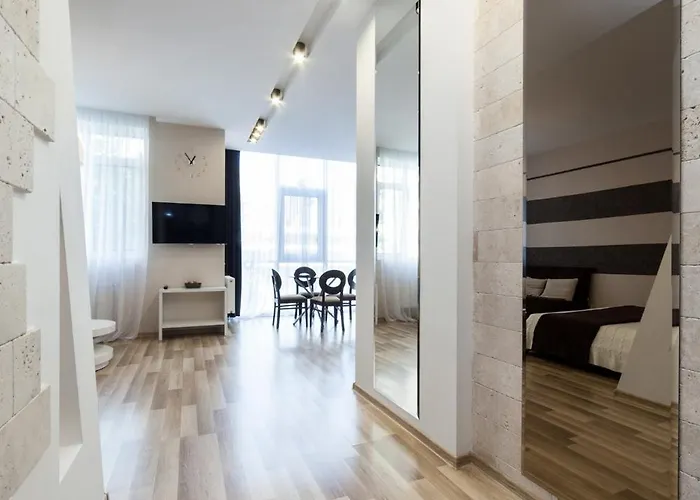 Shestaya Zhemchuzhina