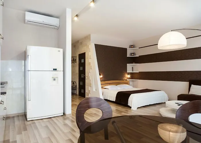 Shestaya Zhemchuzhina Apartment Odesa